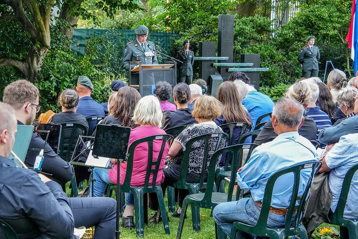 In beeld: Gevallenen Oost-Azië herdacht in Park Eekhout - Foto: Obbe Bakker