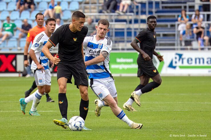 In beeld: PEC Zwolle verliest in eigen huis van Venezia FC - Foto: Hans Smit