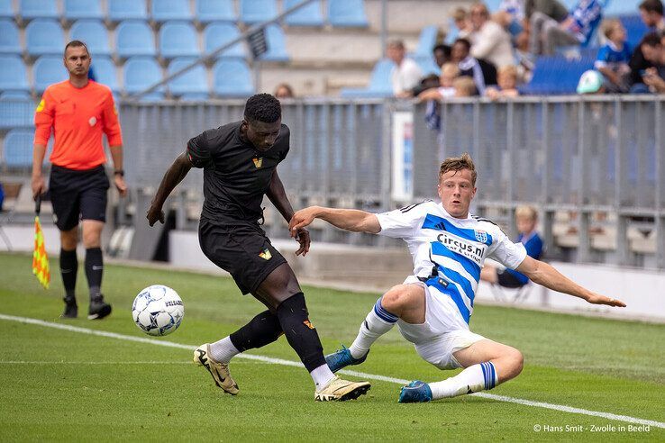 In beeld: PEC Zwolle verliest in eigen huis van Venezia FC - Foto: Hans Smit