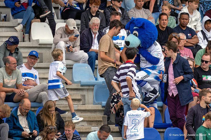 In beeld: PEC Zwolle verliest in eigen huis van Venezia FC - Foto: Hans Smit