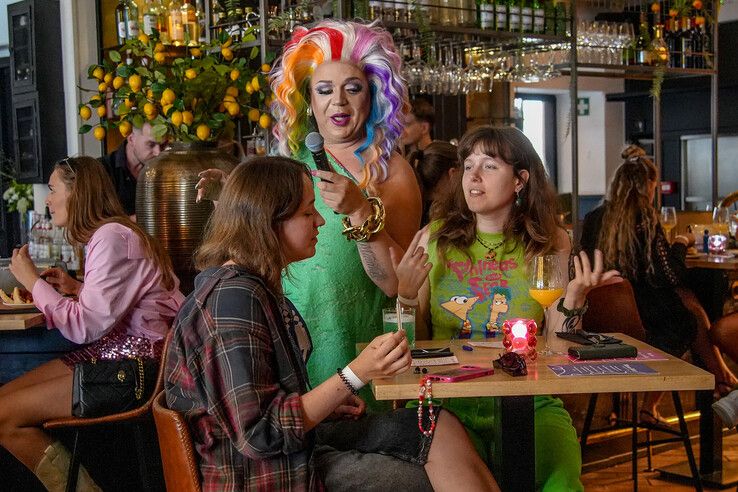 In beeld: Afwisselend programma op laatste dag van Zwolle Pride - Foto: Obbe Bakker