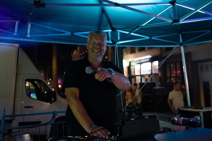 In beeld: Grote drukte in binnenstad bij Straatfestival - Foto: Geertjan Kuper