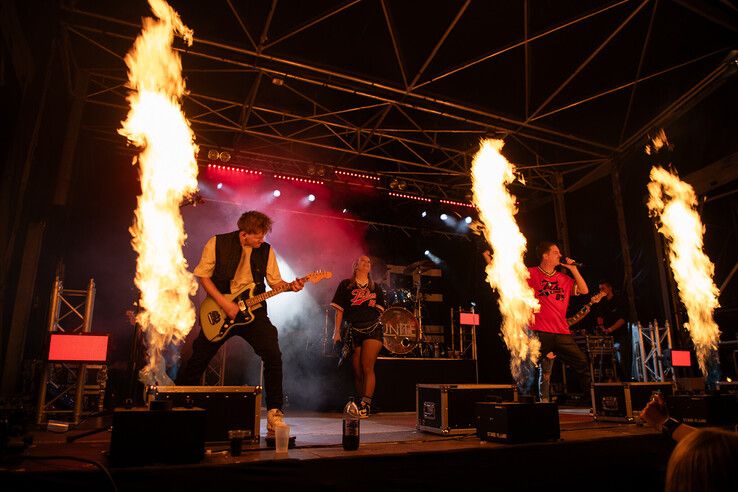 In beeld: Grote drukte in binnenstad bij Straatfestival - Foto: Geertjan Kuper