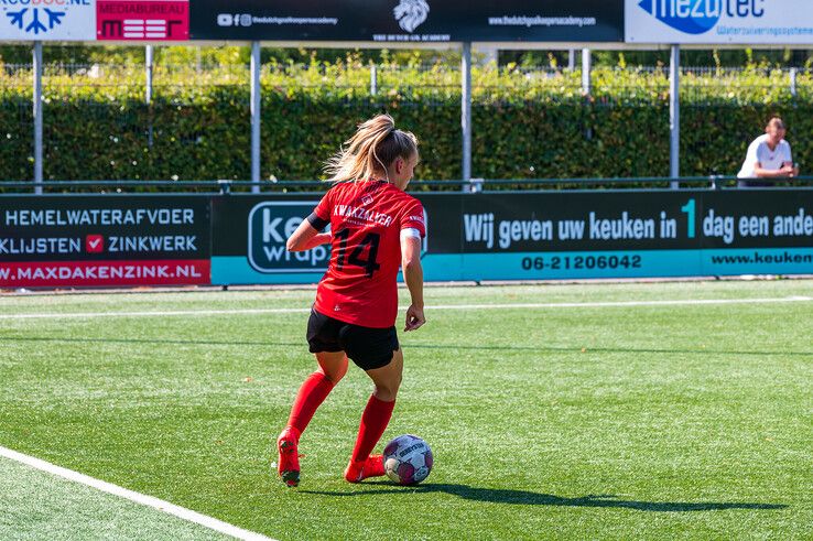 In beeld: Be Quick ’28 Vrouwen met speels gemak langs SC Stiens - Foto: Peter Denekamp