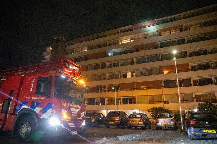 Wederom brand in De Keersluis, een slachtoffer naar ziekenhuis - Foto: Hugo Janssen