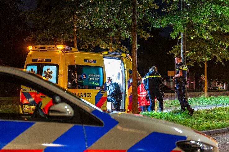 Wederom brand in De Keersluis, een slachtoffer naar ziekenhuis - Foto: Peter Denekamp