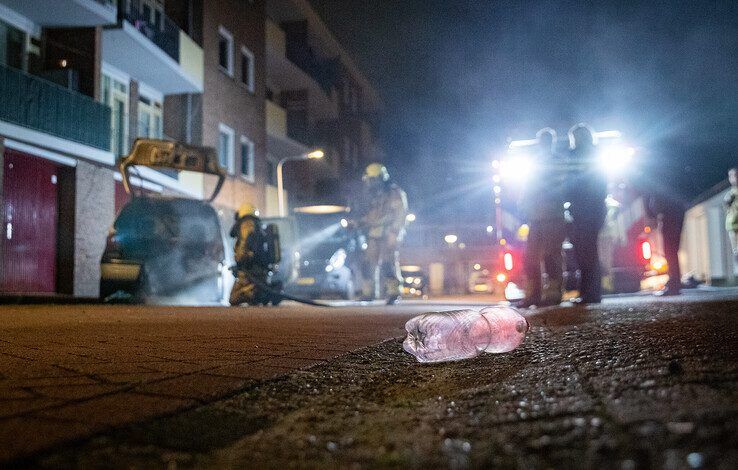 Opnieuw nachtelijke autobrand in Holtenbroek - Foto: Hugo Janssen