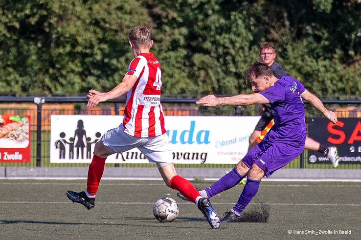 Dieze West begint nieuwe seizoen met flinke nederlaag - Foto: Hans Smit