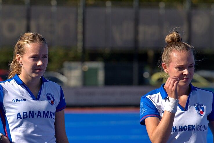 In beeld: Zure zondag voor Zwolse hockeyvrouwen - Foto: Bob Koning