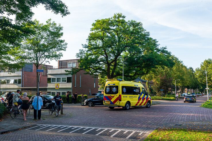 Jongetje op fiets aangereden in Holtenbroek - Foto: Peter Denekamp