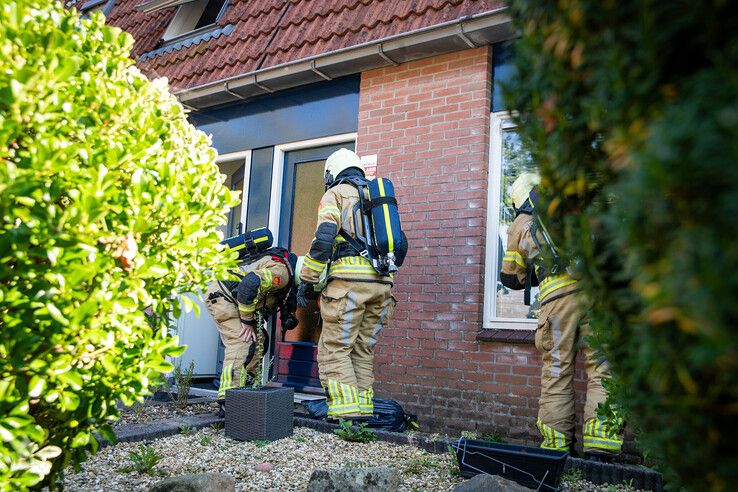 Video: Fietsster ontdekt rook in woning in Westenholte en voorkomt erger - Foto: Hugo Janssen