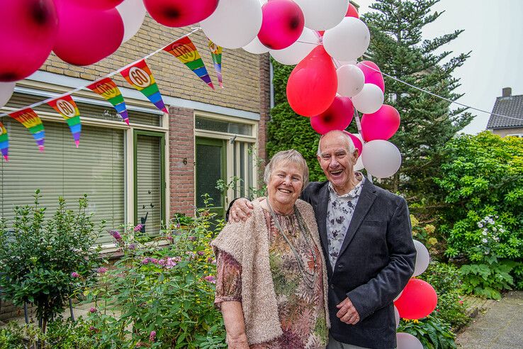 Roel en Anne Huizing vieren 60-jarig huwelijk in Westenholte - Foto: Obbe Bakker