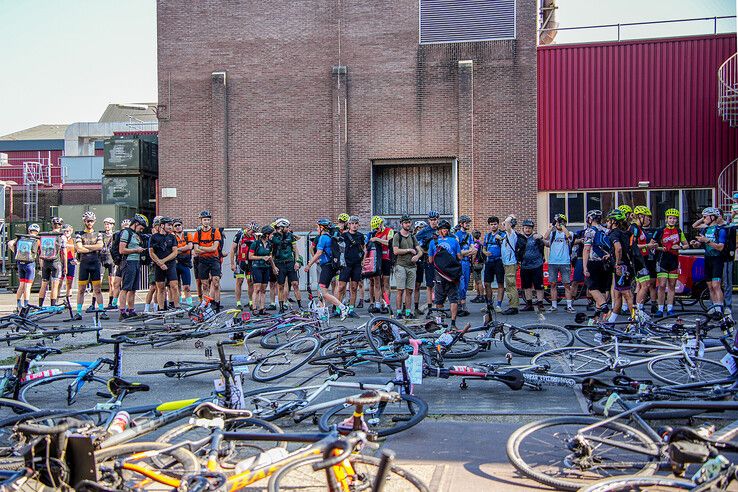 In beeld: Nederlands Kampioenschap voor Fietskoeriers in Zwolse spoorzone - Foto: Obbe Bakker