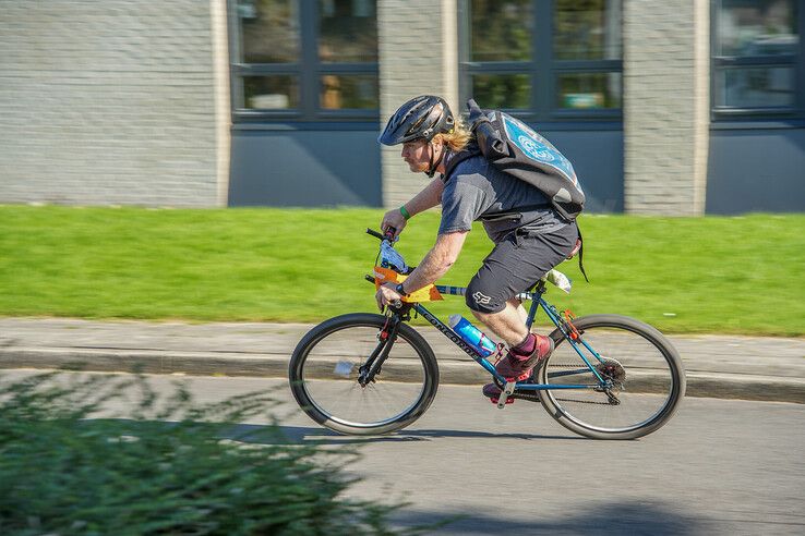 In beeld: Nederlands Kampioenschap voor Fietskoeriers in Zwolse spoorzone - Foto: Obbe Bakker