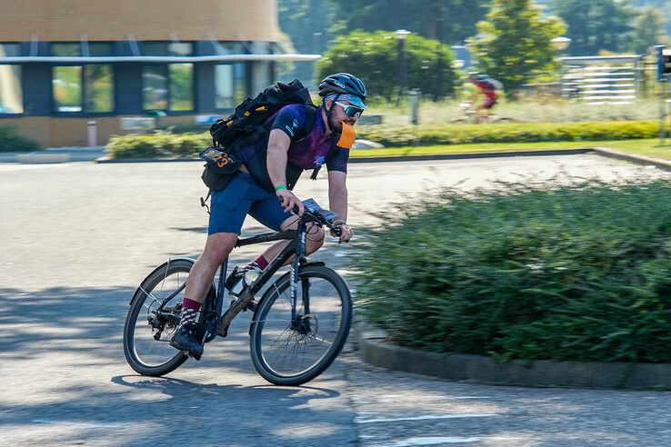 In beeld: Nederlands Kampioenschap voor Fietskoeriers in Zwolse spoorzone - Foto: Obbe Bakker