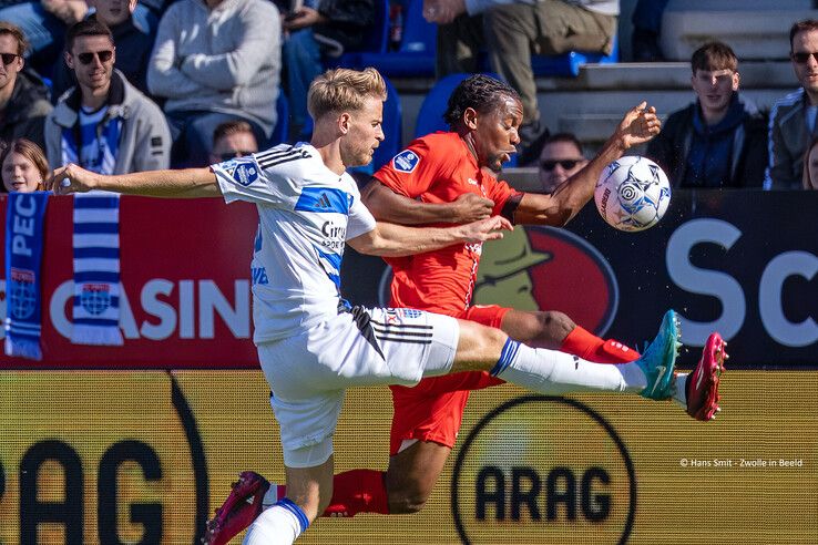 In beeld: PEC Zwolle zonder te scoren langs Almere City - Foto: Hans Smit