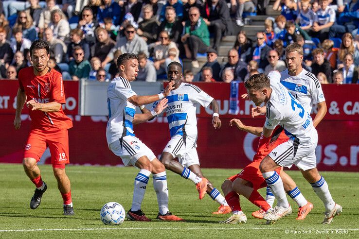 In beeld: PEC Zwolle zonder te scoren langs Almere City - Foto: Hans Smit