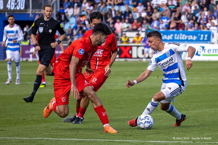 In beeld: PEC Zwolle zonder te scoren langs Almere City - Foto: Hans Smit