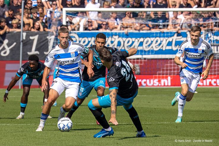 In beeld: PEC Zwolle pakt eerste punten van seizoen tegen Heracles - Foto: Hans Smit