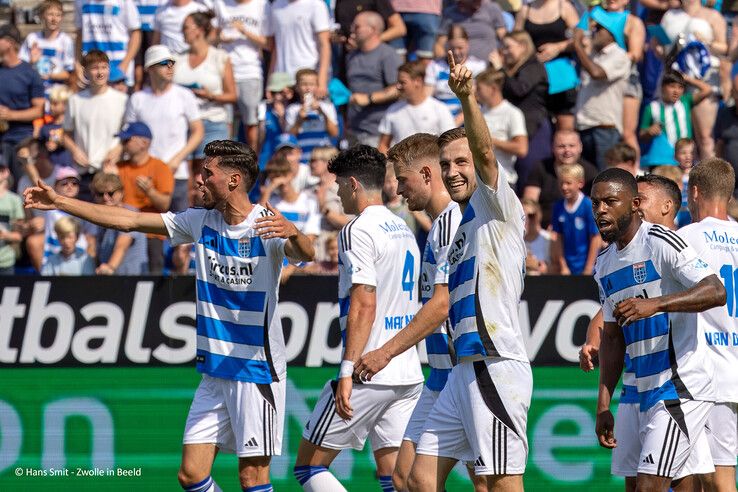 In beeld: PEC Zwolle pakt eerste punten van seizoen tegen Heracles - Foto: Hans Smit