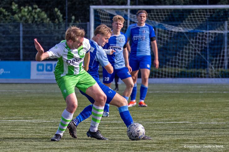 In beeld: SVI speelt gelijk tegen poulewinnaar ASV Dronten in bekertoernooi - Foto: Hans Smit