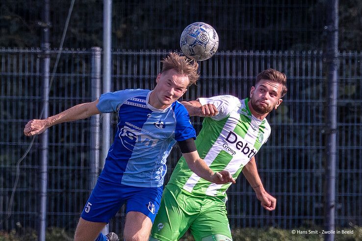 In beeld: SVI speelt gelijk tegen poulewinnaar ASV Dronten in bekertoernooi - Foto: Hans Smit