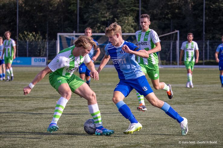 In beeld: SVI speelt gelijk tegen poulewinnaar ASV Dronten in bekertoernooi - Foto: Hans Smit