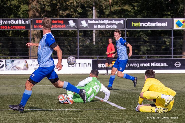 In beeld: SVI speelt gelijk tegen poulewinnaar ASV Dronten in bekertoernooi - Foto: Hans Smit