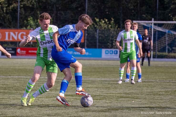 In beeld: SVI speelt gelijk tegen poulewinnaar ASV Dronten in bekertoernooi - Foto: Hans Smit