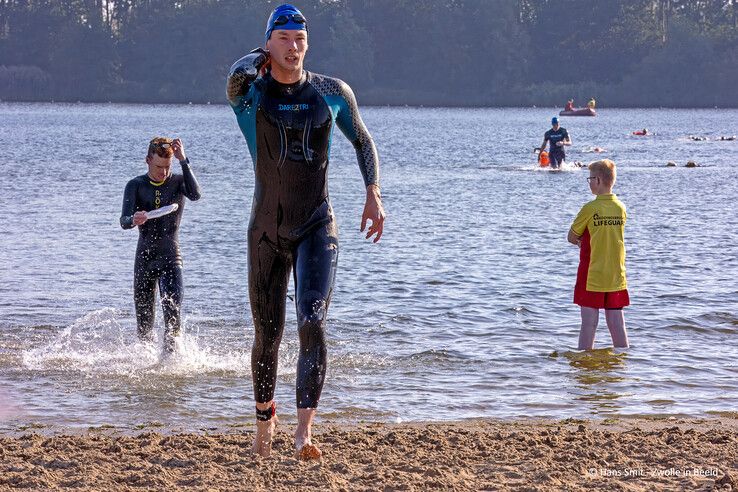 In beeld: Sander Hoogeveen en Tamara Kamp winnen Triathlon Zwolle - Foto: Hans Smit