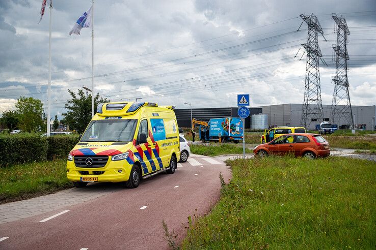 Een automobilist botste tegen een scooterrijder. - Foto: Hugo Janssen