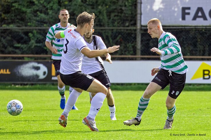 In beeld: Zwolsche Boys delft onderspit tegen Berkum 2 - Foto: Hans Smit