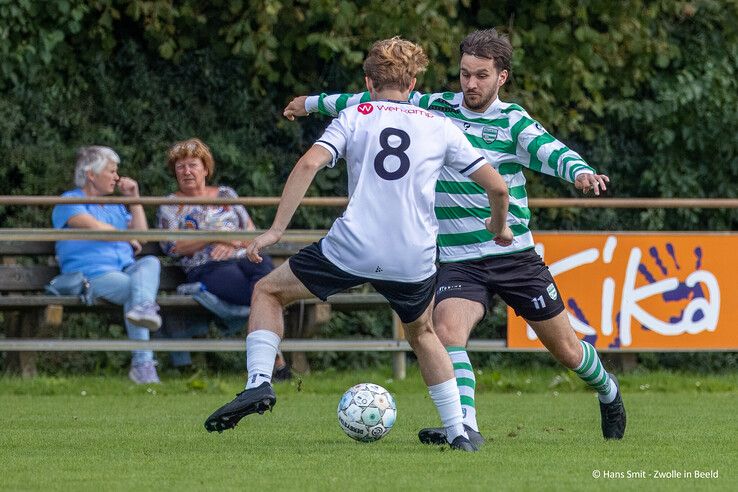 In beeld: Zwolsche Boys delft onderspit tegen Berkum 2 - Foto: Hans Smit