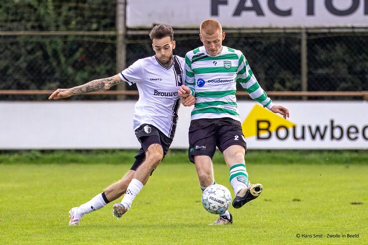 In beeld: Zwolsche Boys delft onderspit tegen Berkum 2 - Foto: Hans Smit