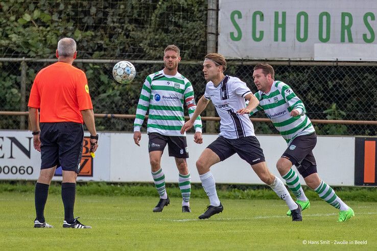 In beeld: Zwolsche Boys delft onderspit tegen Berkum 2 - Foto: Hans Smit