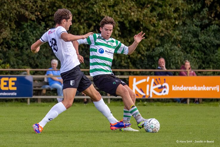 In beeld: Zwolsche Boys delft onderspit tegen Berkum 2 - Foto: Hans Smit