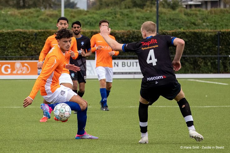 In beeld: CSV ’28 wint stadsderby van ZAC - Foto: Hans Smit