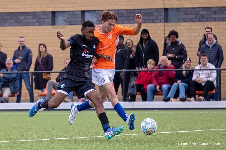 In beeld: CSV ’28 wint stadsderby van ZAC - Foto: Hans Smit