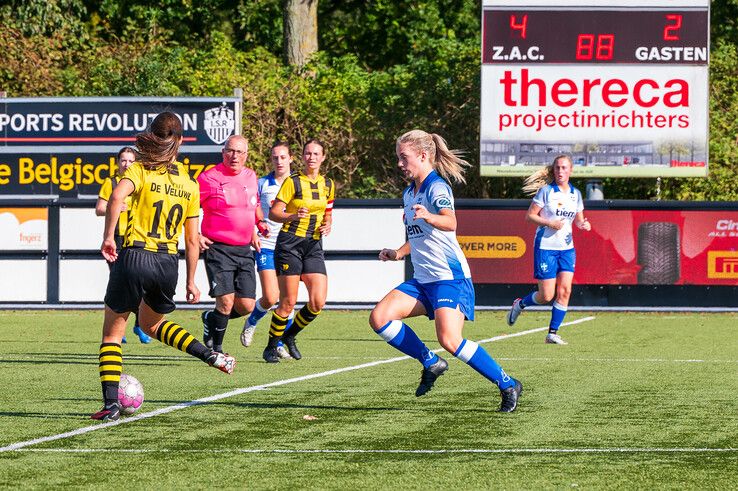 ZAC Vrouwen won met 4-2 van DSV '33 Ermelo. - Foto: Peter Denekamp