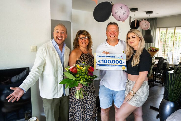 Van links af Jamai Loman, Liane, Edwin en Sanne. - Foto: Jurgen Jacob Lodder