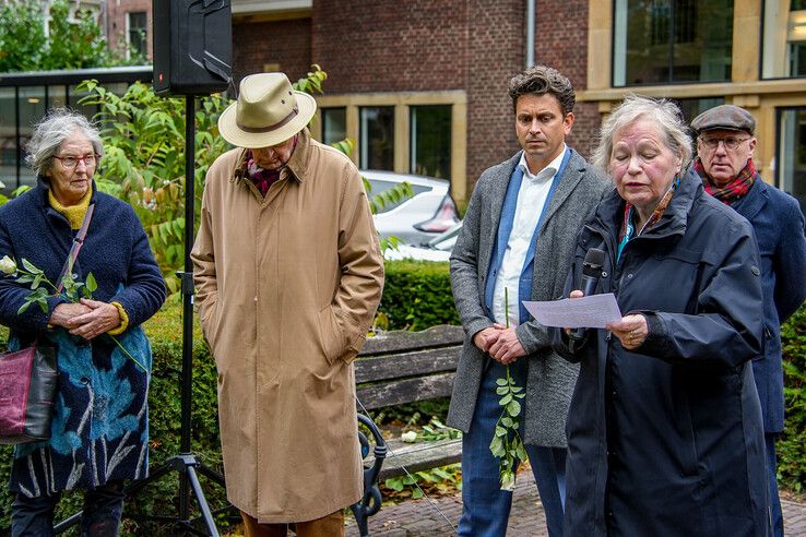 In beeld: Eerste grote deportatie Zwolse Joden herdacht - Foto: Obbe Bakker