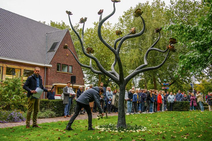 In beeld: Eerste grote deportatie Zwolse Joden herdacht - Foto: Obbe Bakker