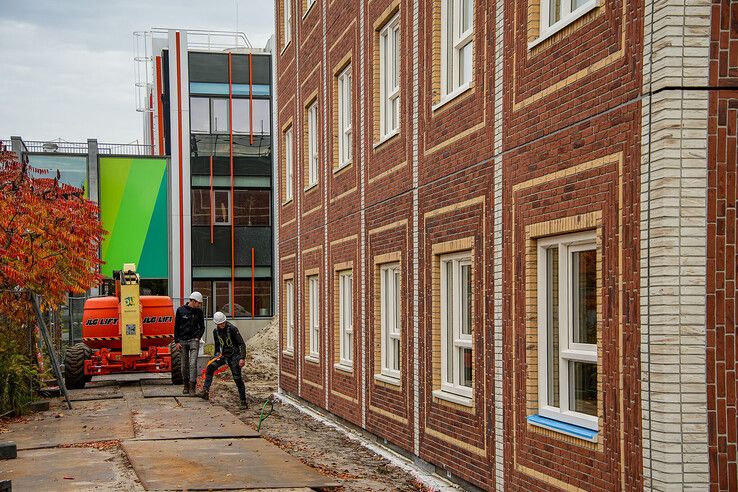 In beeld: Eerste Zwolse flexwoningen bijna klaar op campus Windesheim - Foto: Obbe Bakker