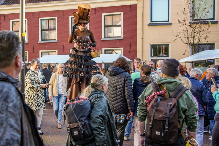 In beeld: Van chocoladekapsels tot choco-nagellak, van kunst met cacao tot bonbons in chocoladeparadijs Hattem - Foto: Obbe Bakker