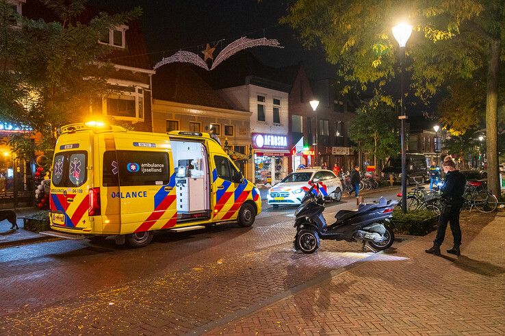 Man gewond na eenzijdig ongeval met trike in Diezerpoort - Foto: Peter Denekamp