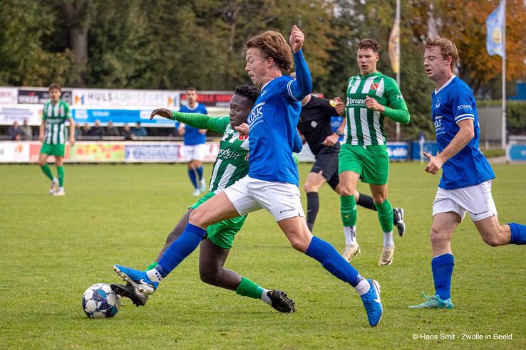 In beeld: WVF verslaat FC Meppel en behoudt tweede plek in competitie - Foto: Hans Smit