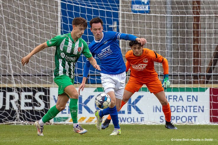 In beeld: WVF verslaat FC Meppel en behoudt tweede plek in competitie - Foto: Hans Smit