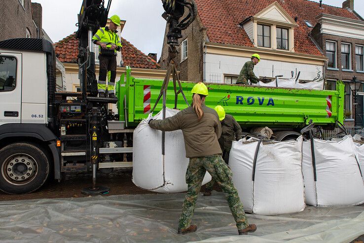 In beeld: Laat het hoge water maar komen, Zwolle houdt droge voeten - Foto: Ruben Meinten