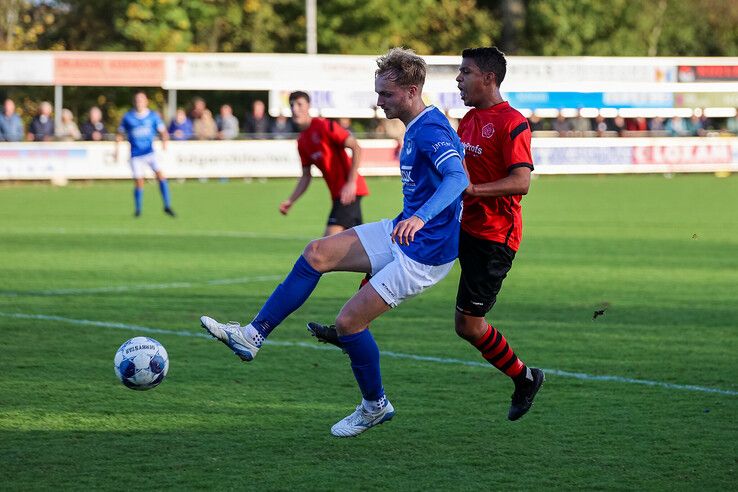 In beeld: WVF speelt gelijk tegen Achilles 1894 - Foto: Henri Zuidberg