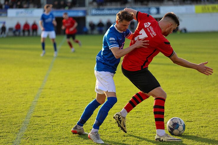 In beeld: WVF speelt gelijk tegen Achilles 1894 - Foto: Henri Zuidberg